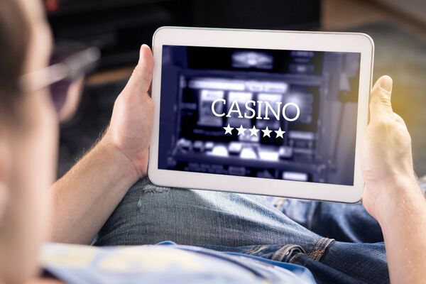 Casino trực tuyến là trò chơi được ưa thích nhất hiện nay